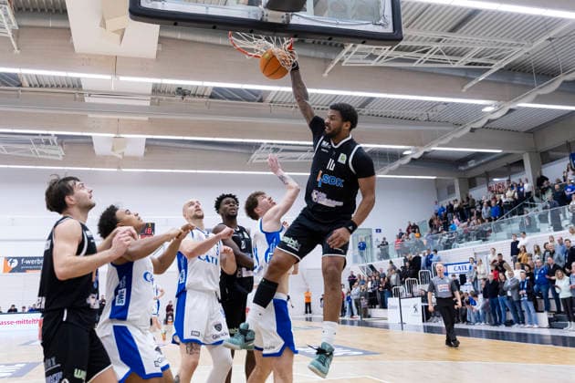 BARMER 2. Basketball Bundesliga ProB Süd: CATL Basketball Löwen vs. SV Fellbach Flashers; Erfurt; 18.01.2026 Brian Butler ( 10; SV Fellbach Flashers) BARMER 2. Basketball Bundesliga ProB Süd: CATL Basketball Löwen vs. SV Fellbach Flashers; Riethsporthalle Erfurt; 18.01.2026 Copyright: xBEAUTIFULxSPORTS Duehringx