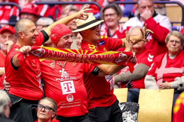 18.01.2026, Handball, Men s EHF EURO 2026, Portugal - Nordmazedonien, Jyske Bank Boxen in Herning, Dänemark, Preliminary Round: Feature Gute Laune Stimmung EMotionen Fans Handballfans Zuschauer Besucher Nordmazedonische Nordmazedonier Dänemark