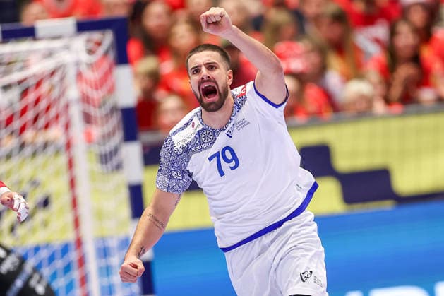 18.01.2026, Handball, Men s EHF EURO 2026, Portugal - Nordmazedonien, Jyske Bank Boxen in Herning, Dänemark, Preliminary Round: Martim Mota Costa (Portugal 79) jubelnd Dänemark