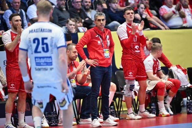 KRISTIANSTAD, SWEDEN 20260118 Poland s coach Jesus Gonzalez during the 2026 EHF European Men s Handball Championship (the EHF Euro 2026) match between Poland and Iceland at Kristianstad Arena, in Kristianstad, Sweden, on January 18, 2026. KRISTIANSTAD SWEDEN x50090x