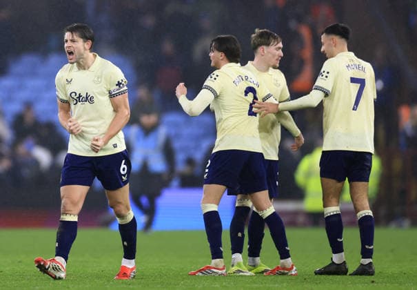Birmingham, England, 18th January 2026. James Tarkowski of Everton (l) celebrates the win during the Aston Villa vs Everton Premier League match at Villa Park, Birmingham. Picture credit should read: Jessica Hornby Sportimage EDITORIAL USE ONLY. No use with unauthorised audio, video, data, fixture lists, club league logos or live services. Online in-match use limited to 120 images, no video emulation. No use in betting, games or single club league player publications. SPI_072_JH_Villa_Everton SPI-4460-0072