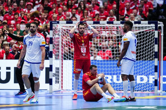 Spieler enttaeuscht enttaeuschung nach Unentschieden DEN, Nordmazedonien vs. Portugal, Handball, EHF Europameisterschaft 2026, Gruppe B, Spieltag 2, 18.01.2026 DEN, Nordmazedonien vs. Portugal, Handball, EHF Europameisterschaft 2026, Gruppe B, Spieltag 2, 18.01.2026 Herning Copyright: xEibner-Pressefoto MarcelxvonxFehrnx EP_MFN