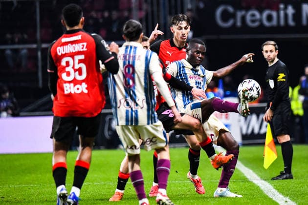 FOOTBALL : Stade Rennais vs Havre AC - Ligue 1 - JournÃ e 18 - 18 01 2026 Ally Samatta (AC Le Havre) Anthony Rouault (Stade Rennais) RennesFrance  Copyright: xBaptistexAutissierx