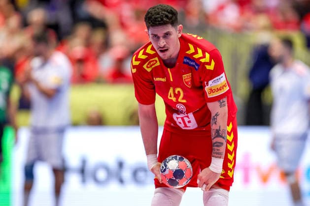 18.01.2026, Handball, Men s EHF EURO 2026, Portugal - Nordmazedonien, Jyske Bank Boxen in Herning, Dänemark, Preliminary Round: Marko Stojkovikj (North Macedonia 42) Dänemark