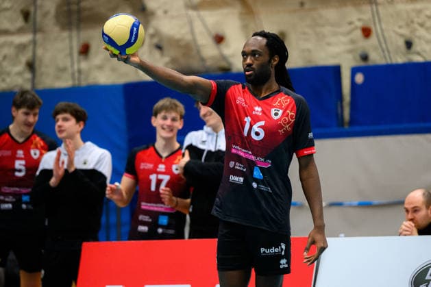 Ludwigsburg: 1. BLM - 25 26 - MTV Ludwigsburg - SSC Karlsruhe Nyherowo Omene (Ludwigsburg) Ludwigsburg Innenstadtsporthalle Baden-Württemberg Deutschland