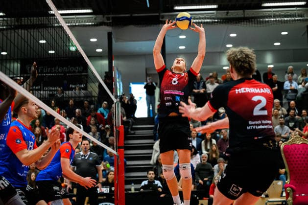 Ludwigsburg: 1. BLM - 25 26 - MTV Ludwigsburg - SSC Karlsruhe Tomi Saarinen (Ludwigsburg), Philipp Herrmann (Ludwigsburg) Ludwigsburg Innenstadtsporthalle Baden-Württemberg Deutschland