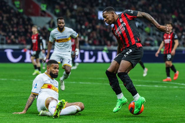 AC Milan vs US Lecce - Serie A 2025 26 - 18 01 2026 Pervis Josue Estupinan Tenorio of AC Milan seen in action during Serie A 2025 26 football match between AC Milan and US Lecce at San Siro Stadium in Milan Copyright: xBEAUTIFULxSPORTS Carabellix