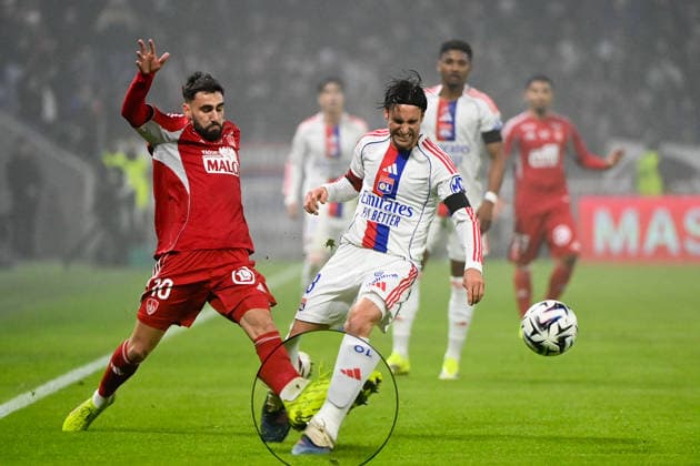 Olympique Lyonnais v Stade Brestois 29 - Ligue 1 McDonald s 2025 2026 10 Romain DEL CASTILLO (sb29) - 03 Nicolas TAGLIAFICO (ol) during the Ligue 1 McDonald s match between Lyon and Brest at Groupama Stadium on January 18, 2026 in Lyon, France. Lyon France  Copyright: xFEPx 776348250