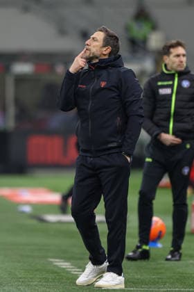 Lecce™s head coach Eusebio Di Francesco during the Serie A soccer match between A.C Milan. and Lecce at the San Siro Stadium in Milan, Italy - Sunday, January 18, 2026. - Soccer .  Copyright: xStefanoxNicoli LaPressex