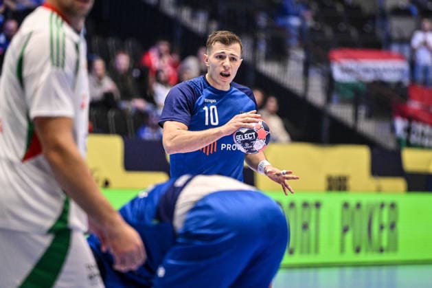 Marco Mengon of Italy during Men s EHF Euro 2026 - Italy vs Hungary, Handball match in Kristianstad, Sweden, January 18 2026  Copyright: xLuigixCanu IPAxSportx xipa-agency.netx xx IPA_70267643 IPA_Agency_IPA70267643