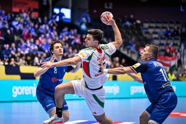 ALTRO - Pallamano - Men s EHF Euro 2026 - Italy vs Hungary Gergo Fazekas of Hungary during Men s EHF Euro 2026 - Italy vs Hungary, Handball match in Kristianstad, Sweden, January 18 2026 Kristianstad Sweden  Copyright: xIPAxSport ABACAx