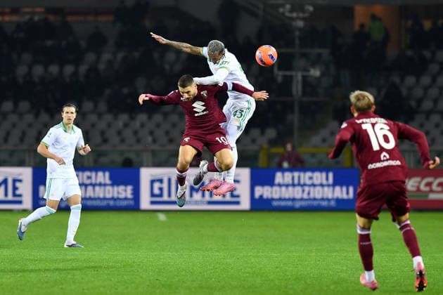 CALCIO - Serie A - Torino FC vs AS Roma Wesley of Roma AS and Nikola Vlasic of Torino FC during Serie A 2024 25 match between Torino FC and of AS Roma at Olimpico Grande Torino Stadium on January 18, 2026 in Turin, Italy - ph Giuliano Marchisciano Turin Italy  Copyright: xIPAxSport ABACAx