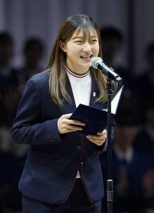 Athletes attend pep rally ahead of Olympics Figure skater Kaori Sakamoto speaks during a pep rally held for Japanese athletes in Funabashi near Tokyo on Jan. 18, 2026, ahead of the Milan-Cortina Winter Olympics.  A14AA0005189196P