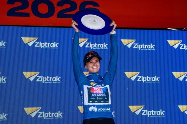 Ally Wollaston (36 FDJ United - SUEZ) lifts the sprint jersey trophy during the Santos Womens Tour Down Under Hyundai Stage 3 from Norwood to Campbelltown in Adelaide, Australia. Copyright: xNoexLlamasx xSPPx Sportspressphoto_SPR83321