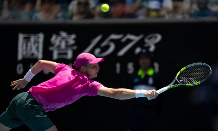 (260119) -- MELBOURNE, Jan. 19, 2026 -- Jesper de Jong of the Netherlands hits a return during the men s singles 1st round match against Daniil Medvedev of Russia at the Australian Open tennis tournament in Melbourne, Australia, Jan. 19, 2026. (Photo by Xinhua) (SP)AUSTRALIA-MELBOURNE-TENNIS-AUSTRALIAN OPEN-MEN S SINGLES-DAY 2 HuxJingchen 