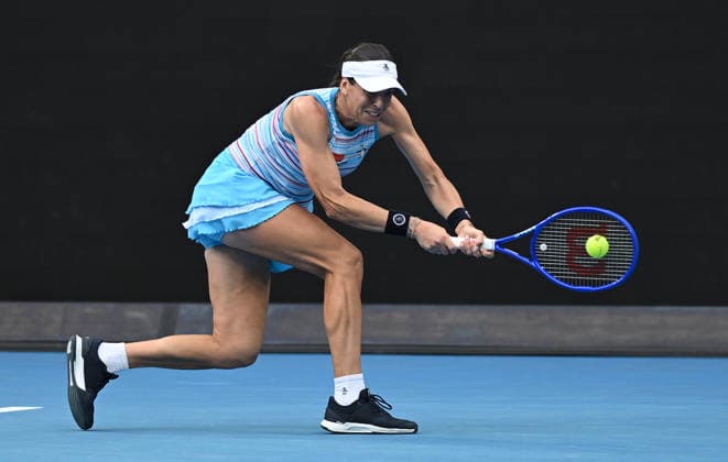TENNIS AUSTRALIAN OPEN, Ajla Tomljanovic of Australia in action during the Women™s 1st round match against Yulia Starodubtseva of Ukraine on day 2 of the 2026 Australian Open tennis tournament at Melbourne Park in Melbourne, Monday, January 19, 2026. ( NO ARCHIVING MELBOURNE VICTORIA AUSTRALIA  Copyright: xJAMESxROSSx 20260119173602299882