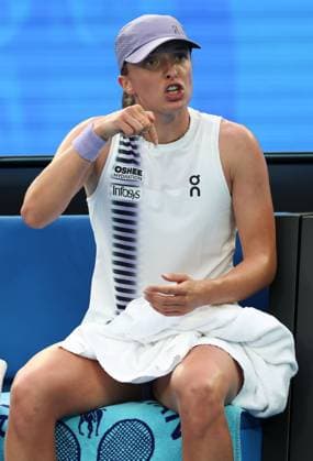 Iga Swiatek gestures during her first round match Australian Open tennis tournament, Day Two, Melbourne Park, Australia - 19 Jan 2026Melbourne Melbourne Park Victoria (VIC) Australia  Copyright: xEllaxLing Shutterstockx 16303000r