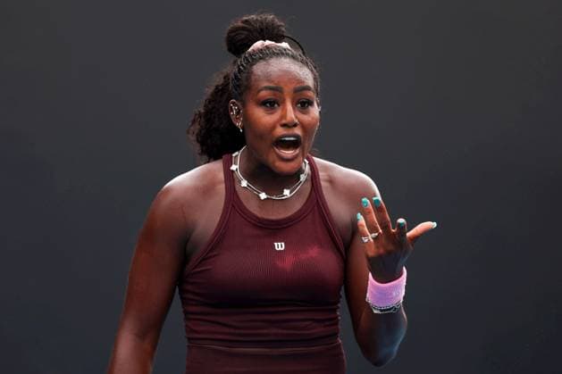 Alycia Parks during her first round match Australian Open tennis tournament, Day Two, Melbourne Park, Australia - 19 Jan 2026Melbourne Melbourne Park Victoria (VIC) Australia  Copyright: xEllaxLing Shutterstockx 16303000ar