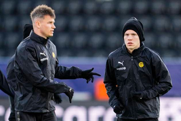 Football, training with Bodo Glimt Bodo 20260119 Bodo Glimts Odin Bjortuft and Jens Petter Hauge during a training session with Bodo Glimt at Aspmyra stadium before the Champions League football match against Monaco Photo Fredrik Varfjell NTB Bodo Norway EDITORIAL USE ONLY RESTRICTED USE FOR BETTING COMPANIES  Copyright: xFredrikxVarfjellx xNTBx