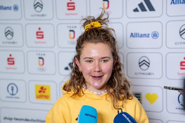 Selina Grotian (DOSB-Olympiakader Deutscher Ski Verband DSV, Biathlon, SC Mittenwald) beim Interview Portrait Portraet GER, DOSB Olympia-Einkleidung Team Deutschland, Mailand Cortina 2026, 19.01.2026. GER, DOSB Olympia-Einkleidung Team Deutschland, Mailand Cortina 2026, 19.01.2026. Muenchen *** Selina Grotian DOSB Olympic squad German Ski Association DSV, Biathlon, SC Mittenwald at the interview Portrait Portraet GER, DOSB Olympia Einkleidung Team Deutschland, Mailand Cortina 2026, 19 01 2026 GER, DOSB Olympia Einkleidung Team Deutschland, Mailand Cortina 2026, 19 01 2026 Munich Copyright: xEibner-Pressefoto FranzxFeinerx EP_HFR