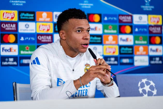 Real Madrid C.F. Training Session And press conference, PK, Pressekonferenz - UEFA Champions League 2025 26 League Phase MD7 Kylian Mbappe of Real Madrid speaks during the Press Conference ahead of the UEFA Champions League 2024 25 match against AS Monaco at Ciudad Real Madrid on January 19, 2026 in Madrid, Spain. Valdebebas Ciudad Real Madrid Madrid Spain Copyright: xAlbertoxGardinx AGardin_20260119_Foot_Champ_ReaMad_Press_0853