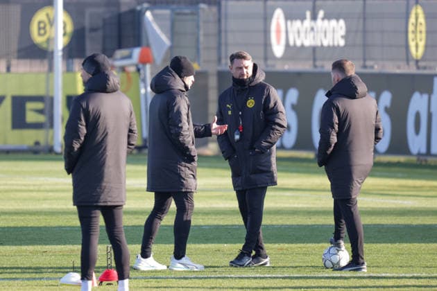 19.01.2026, xgrfx, Fussball UEFA Champions League, Borussia Dortmund - Training v.l. Niko Kovac, Robert Kovac (Borussia Dortmund) (DFL DFB REGULATIONS PROHIBIT ANY USE OF PHOTOGRAPHS as IMAGE SEQUENCES and or QUASI-VIDEO) Dortmund