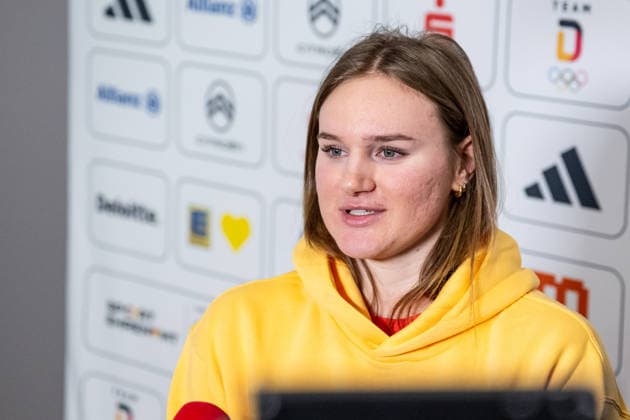 Emma Aicher (DOSB-Olympiakader Deutscher Ski Verband DSV, Ski Alpin, SC Mahlstetten) beim Interview Portrait Portraet GER, DOSB Olympia-Einkleidung Team Deutschland, Mailand Cortina 2026, 19.01.2026. GER, DOSB Olympia-Einkleidung Team Deutschland, Mailand Cortina 2026, 19.01.2026. Muenchen *** Emma Aicher DOSB Olympic squad German Ski Association DSV, Alpine Skiing, SC Mahlstetten at the interview Portrait Portrait GER, DOSB Olympia Einkleidung Team Deutschland, Mailand Cortina 2026, 19 01 2026 GER, DOSB Olympia Einkleidung Team Deutschland, Mailand Cortina 2026, 19 01 2026 Munich Copyright: xEibner-Pressefoto FranzxFeinerx EP_HFR