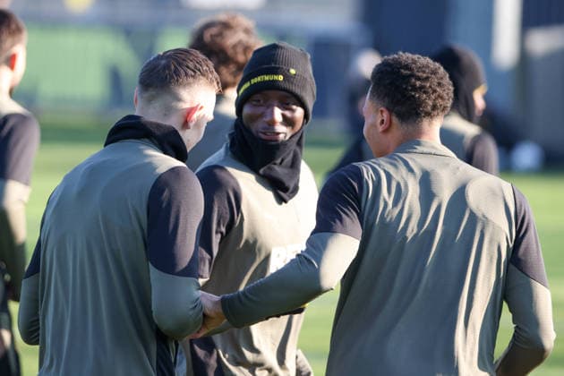 Dortmund, Deutschland 19. Januar 2026: Champions League - 2025 2026 - Borussia Dortmund Abschlusstraining Im Bild: v.li. Nico Schlotterbeck (BVB), Serhou Guirassy (BVB) und Felix Nmecha (BVB) beim Abschlusstraining in Dortmund vor dem UCL Spiel gegen Tottenham Hotspur in London Trainingsgelände Hohenbuschei Nordrhein Westfalen Copyright: xFotostandx xFantinix