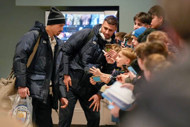 Football, Manchester City arrives in Bodo Bodo 20260119 Manchester City players and support staff arrive at Bodo Airport on Monday afternoon before the Champions League match against Bodo Glimt at Aspmyra Stadium on Tuesday Photo Fredrik Varfjell NTB Bodo Norway EDITORIAL USE ONLY RESTRICTED USE FOR BETTING COMPANIES  Copyright: xFredrikxVarfjellx xNTBx