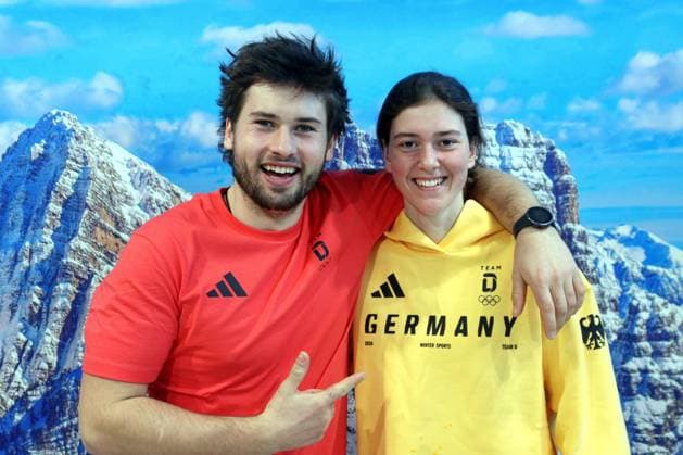 MUENCHEN, GERMANY- JANUARY 19: Max Kühnhauser (Snowboard) and Mathilda Scheid (Snowboard) smiling at the Team Germany kit fitting for the Milano Cortina 2026 Olympic Games, Olympische Spiele, Olympia, OS on January 19, 2026 in Munich, Germany. Bavaria Germany Copyright: xPhotographer:xNilsxKoepkex