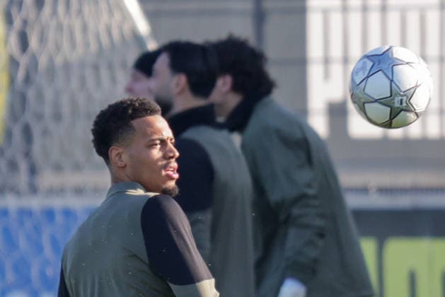 19.01.2026, xgrfx, Fussball UEFA Champions League, Borussia Dortmund - Training v.l. Felix Nmecha (Borussia Dortmund) (DFL DFB REGULATIONS PROHIBIT ANY USE OF PHOTOGRAPHS as IMAGE SEQUENCES and or QUASI-VIDEO) Dortmund