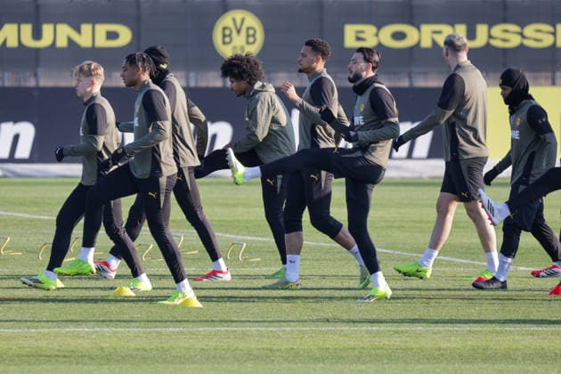 19.01.2026, xgrfx, Fussball UEFA Champions League, Borussia Dortmund - Training v.l. Daniel Svensson, Filippo Mane, Karim Adeyemi, Felix Nmecha, Ramy Bensebaini (Borussia Dortmund) (DFL DFB REGULATIONS PROHIBIT ANY USE OF PHOTOGRAPHS as IMAGE SEQUENCES and or QUASI-VIDEO) Dortmund