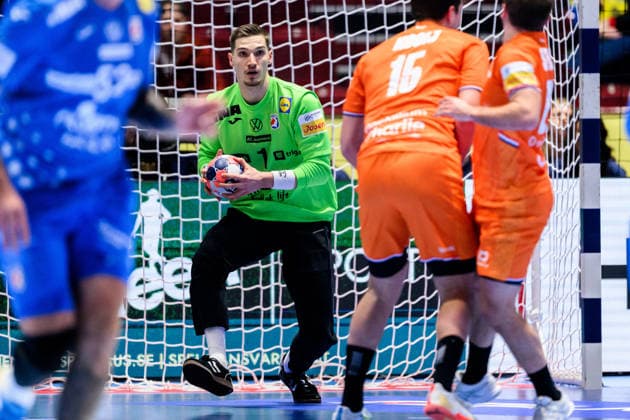 260119 Goalkeeper Dominik Kuzmanovic of Croatia during the EHF European Handball Championship preliminary round match between the Netherlands and Croatia on January 19, 2026 in Malmö. Photo: Petter Arvidson BILDBYRAN kod PA PA1126 handball handboll handball handbolls-em 2026 nederländerna netherlands croatia kroatien ehf european handball championship bbeng grappa33 Copyright: PETTERxARVIDSON BB260119PA019