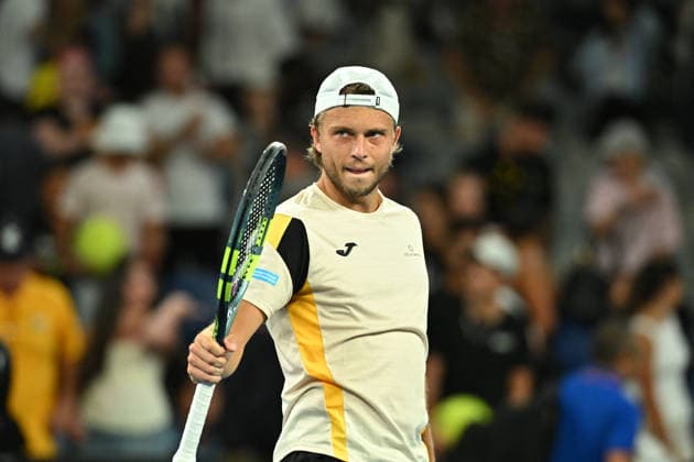 2026 Australian Open - Melbourne Alexandre Muller (FRA) during his first round match at the 2026 Australian Open at Melbourne Park in Melbourne, AUSTRALIA, on January 19, 2026. Photo by Corinne Dubreuil ABACAPRESS.COM Melbourne Australia  Copyright: xDubreuilxCorinne ABACAx