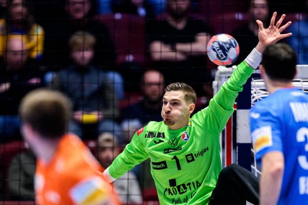 260119 Goalkeeper Dominik Kuzmanovic of Croatia during the EHF European Handball Championship preliminary round match between the Netherlands and Croatia on January 19, 2026 in Malmö. Photo: Petter Arvidson BILDBYRAN kod PA PA1126 handball handboll handball handbolls-em 2026 nederländerna netherlands croatia kroatien ehf european handball championship bbeng grappa33 Copyright: PETTERxARVIDSON BB260119PA032
