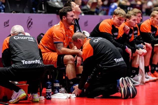 260119 Dani Baijens of the Netherlands in pain during the EHF European Handball Championship preliminary round match between the Netherlands and Croatia on January 19, 2026 in Malmö. Photo: Petter Arvidson BILDBYRAN kod PA PA1126 handball handboll handball handbolls-em 2026 nederländerna netherlands croatia kroatien ehf european handball championship bbeng grappa33 Copyright: PETTERxARVIDSON BB260119PA039