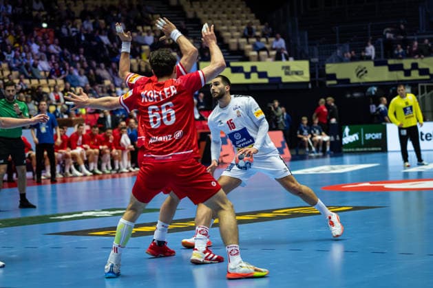 HERNING, DENMARK - JANUARY 19: Uros Kojadinovic (Serbia, 15) in attack during the EHF EURO 2026 match between Austria vs Serbia at Jyske Bank Boxen Arena on matchday 3 of the Group Matches Group A on January 19, 2026 in Herning, Denmark. Midtjylland Denmark Copyright: xMarioxM.xKobergx