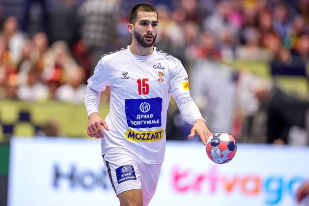 19.01.2026, Handball, Men s EHF EURO 2026, Österreich - Serbien, Jyske Bank Boxen in Herning, Dänemark, Preliminary Round: Uros Kojadinovic (Serbien 15) Dänemark