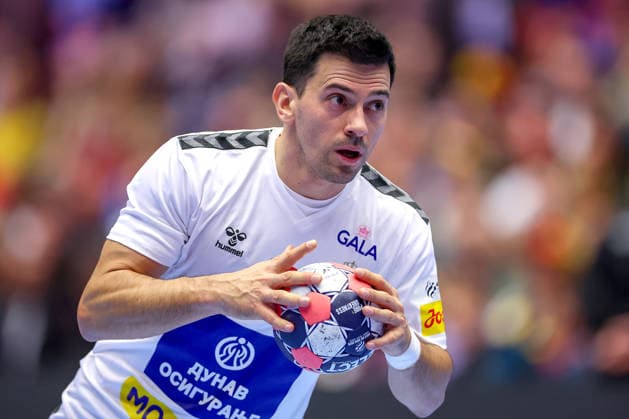 19.01.2026, Handball, Men s EHF EURO 2026, Österreich - Serbien, Jyske Bank Boxen in Herning, Dänemark, Preliminary Round: Nemanja Ilic (Serbien 19) Dänemark