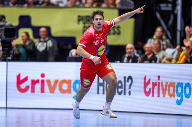 19.01.2026, Handball, Men s EHF EURO 2026, Österreich - Serbien, Jyske Bank Boxen in Herning, Dänemark, Preliminary Round: Markus Mahr (Austria 06) jubelnd Dänemark