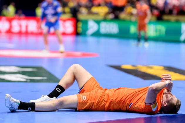 260119 Ivar Stavast of the Netherlands looks dejected during the EHF European Handball Championship preliminary round match between the Netherlands and Croatia on January 19, 2026 in Malmö. Photo: Petter Arvidson BILDBYRAN kod PA PA1126 handball handboll handball handbolls-em 2026 nederländerna netherlands croatia kroatien ehf european handball championship bbeng grappa33 depp Copyright: PETTERxARVIDSON BB260119PA051
