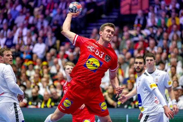 19.01.2026, Handball, Men s EHF EURO 2026, Österreich - Serbien, Jyske Bank Boxen in Herning, Dänemark, Preliminary Round: Mykola Bilyk (Austria 53) Dänemark
