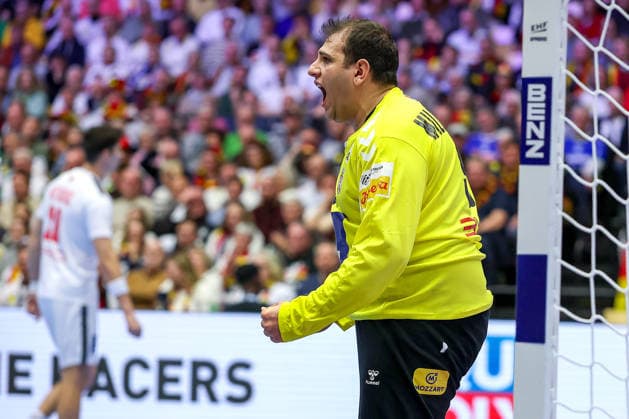19.01.2026, Handball, Men s EHF EURO 2026, Österreich - Serbien, Jyske Bank Boxen in Herning, Dänemark, Preliminary Round: Dejan Milosavljev (Serbien 96) jubelnd Dänemark
