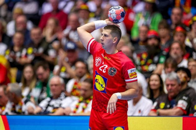 19.01.2026, Handball, Men s EHF EURO 2026, Österreich - Serbien, Jyske Bank Boxen in Herning, Dänemark, Preliminary Round: Nemanja Belos (Austria 23) Dänemark