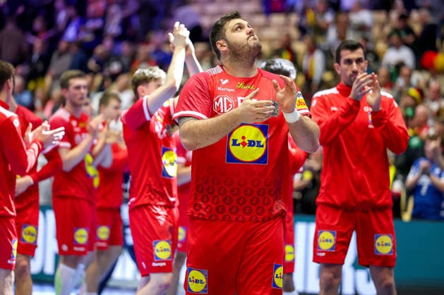 19.01.2026, Handball, Men s EHF EURO 2026, Österreich - Serbien, Jyske Bank Boxen in Herning, Dänemark, Preliminary Round: Abschlusjubel nach dem Sieg von Österreich gegen Serbien Tobias Wagner (Austria 55) Dänemark