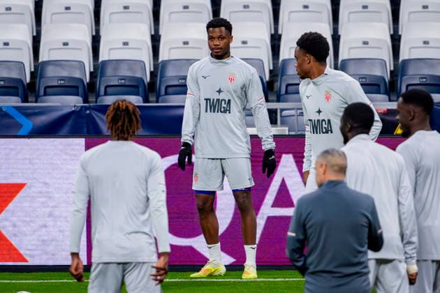 AS Monaco Training Session And press conference, PK, Pressekonferenz - UEFA Champions League 2025 26 League Phase MD7 Ansu Fati of AS Monaco warms up during the Training Session and Press Conference ahead of the UEFA Champions League 2024 25 match against Real Madrid at Estadio Santiago Bernabeu on January 19, 2026 in Madrid, Spain. Madrid Estadio Santiago Bernabeu Madrid Spain Copyright: xAlbertoxGardinx AGardin_20260119_Foot_Champ_AS_Monaco_Press_0240