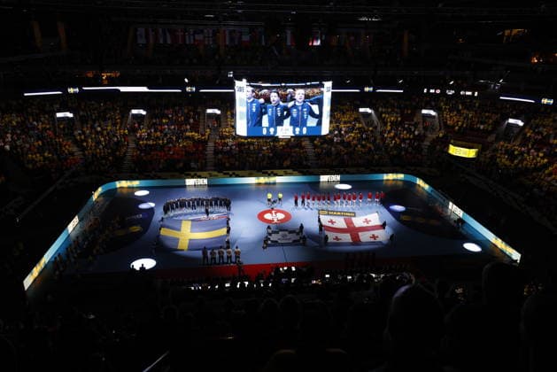 MALMÖ, SVERIGE 20260119 Lagen ställer upp till nationalsangerna inför gruppspelsmatchen i handbolls-EM grupp E mellan Georgien och Sverige i Malmö Arena, Malmö, Sverige, 19 januari, 2026. MALMÖ SVERIGE x10600x