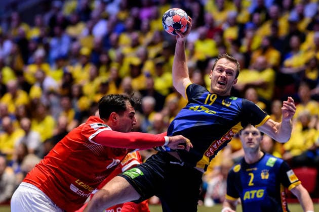 260119 Erekle Arsenashvili of Georgia and Felix Claar of Sweden during the EHF European Handball Championship preliminary round match between Georgia and Sweden on January 19, 2026 in Malmö. Photo: Petter Arvidson BILDBYRAN kod PA PA1125 handball handboll handball handbolls-em 2026 georgien sverige sweden ehf european handball championship georgia bbeng Copyright: PETTERxARVIDSON BB260119PA127