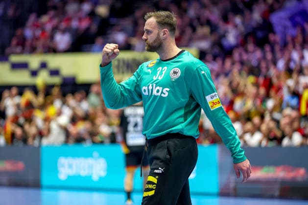 19.01.2026, Handball, Men s EHF EURO 2026, Deutschland - Spanien, Jyske Bank Boxen in Herning, Dänemark, Preliminary Round: Andreas Wolff (Germany 33) jubelnd Dänemark