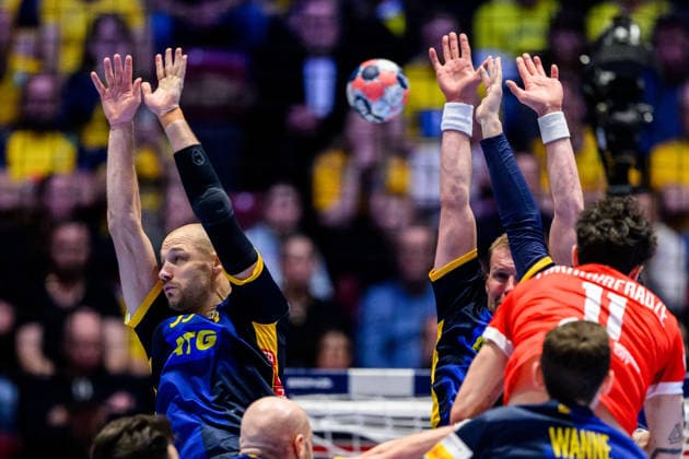 260119 Lukas Sandell and Max Darj of Sweden during the EHF European Handball Championship preliminary round match between Georgia and Sweden on January 19, 2026 in Malmö. Photo: Petter Arvidson BILDBYRAN kod PA PA1125 handball handboll handball handbolls-em 2026 georgien sverige sweden ehf european handball championship georgia bbeng Copyright: PETTERxARVIDSON BB260119PA161